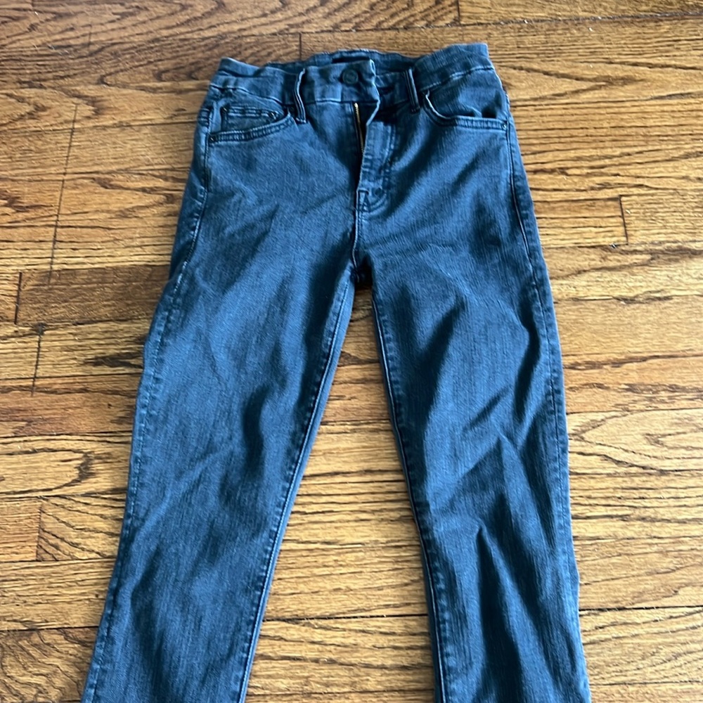 Mother “the looker jeans” high waisted.